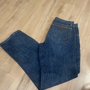 Wrangler Men's Dark Blue Relaxed Jeans